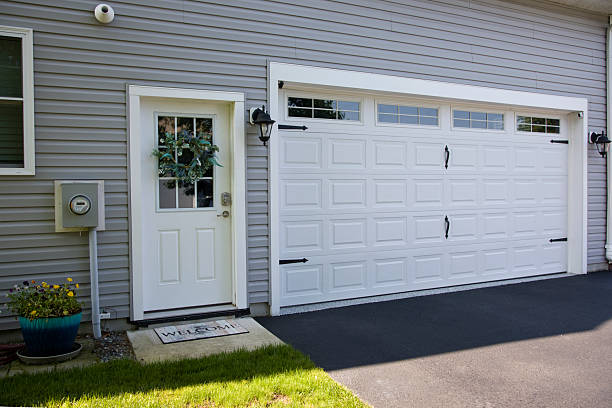 24/7 Emergency Garage Door experts in Chatmoss, VA